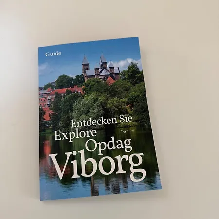 別荘 Udsigten Over Hjarbaek Løgstrup